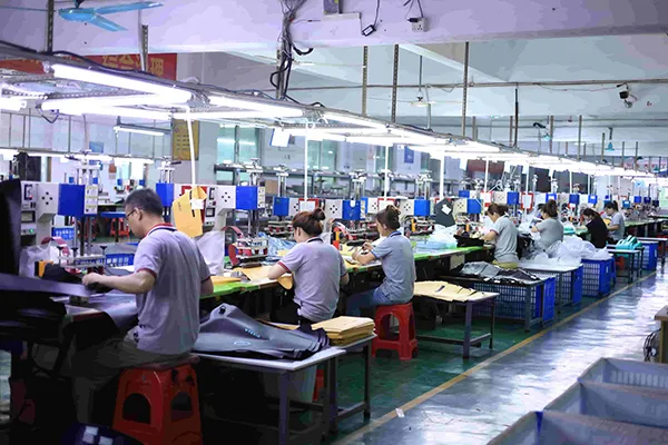 শুকনো ব্যাগ প্রস্তুতকারক: OEM এবং কাস্টম জলরোধী ব্যাগ উত্পাদন গাইড